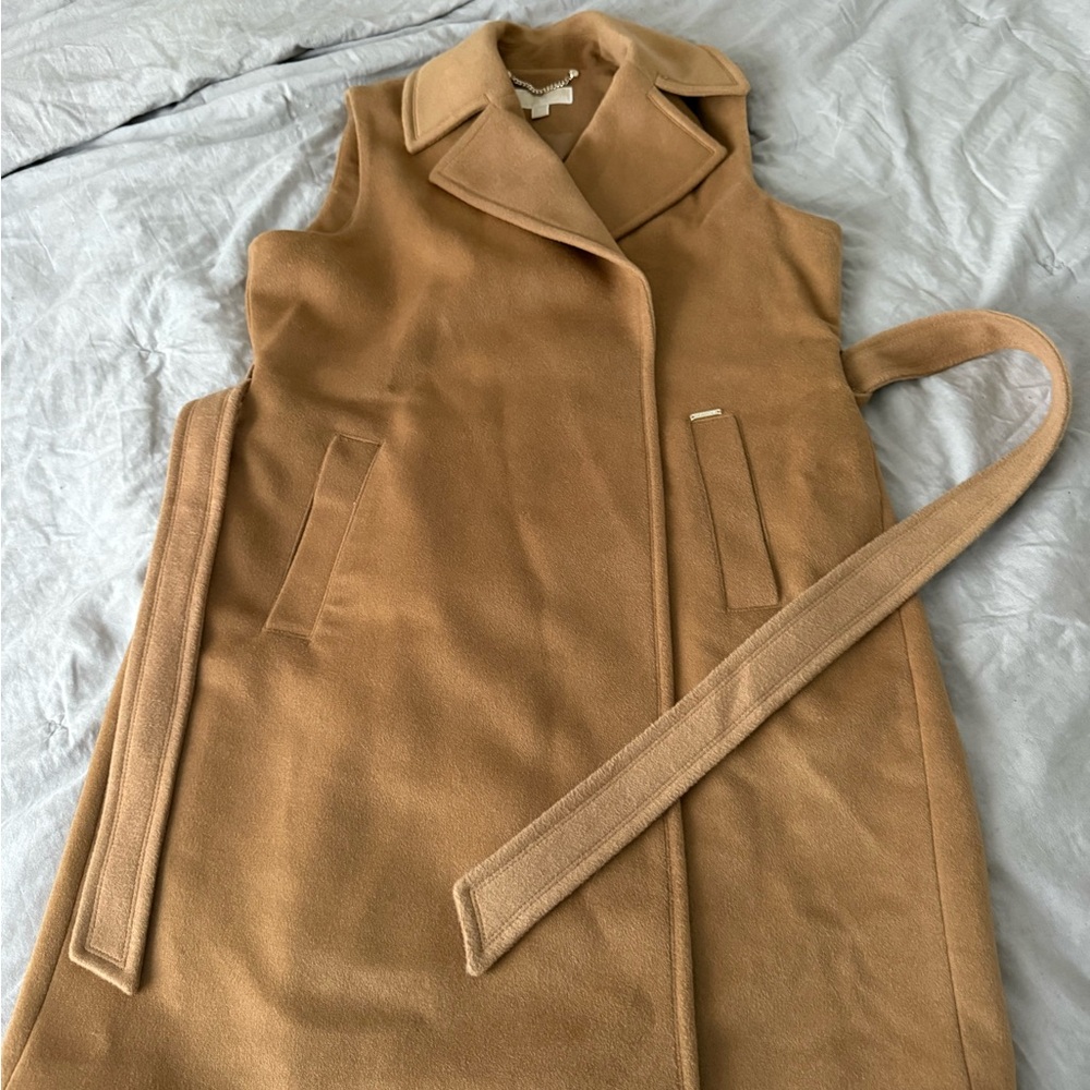 Michael Kors Camel Sleeveless coat